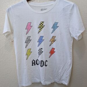 100% Cotton White AC/DC Tee Shirt With Patterned Lightning Strikes. Size Small